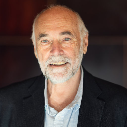 Dr. Víctor Pérez Solà
